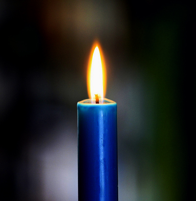 advent-blue-candle-square